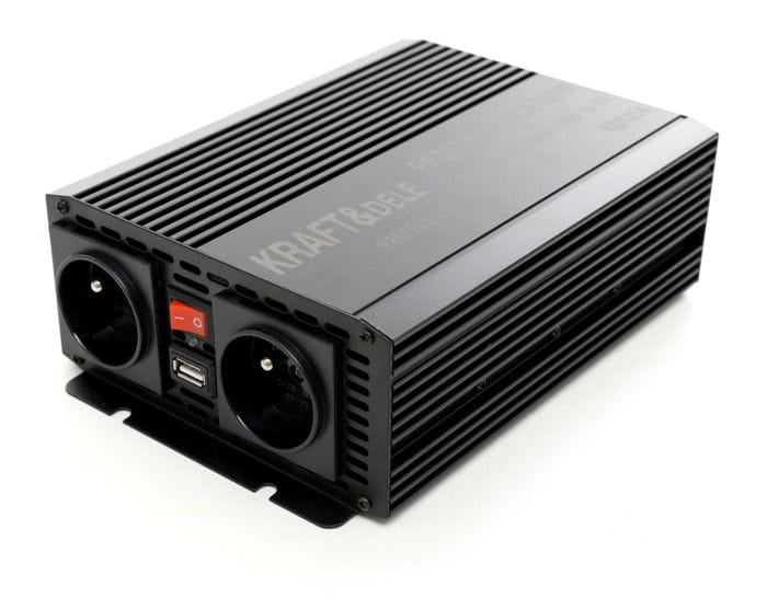 Automuundur 700 W 12 V – 230 V