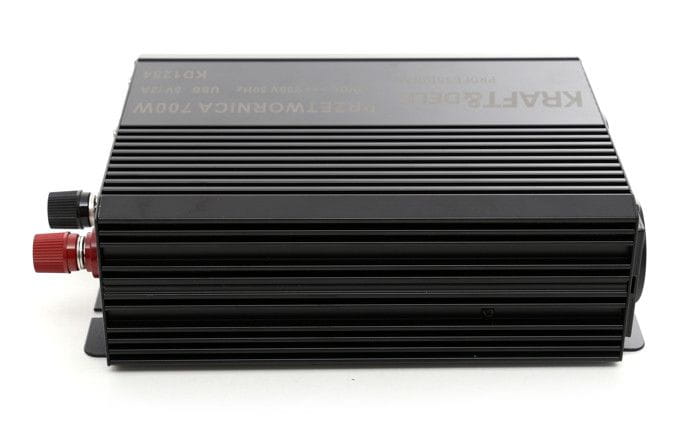 Automuundur 700 W 12 V – 230 V