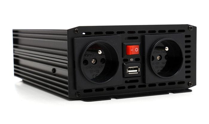 Automuundur 700 W 12 V – 230 V