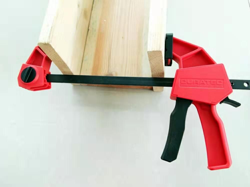 Puuseppade pitskruvi 110kg – 6” – 150 x 60 mm KD10707
