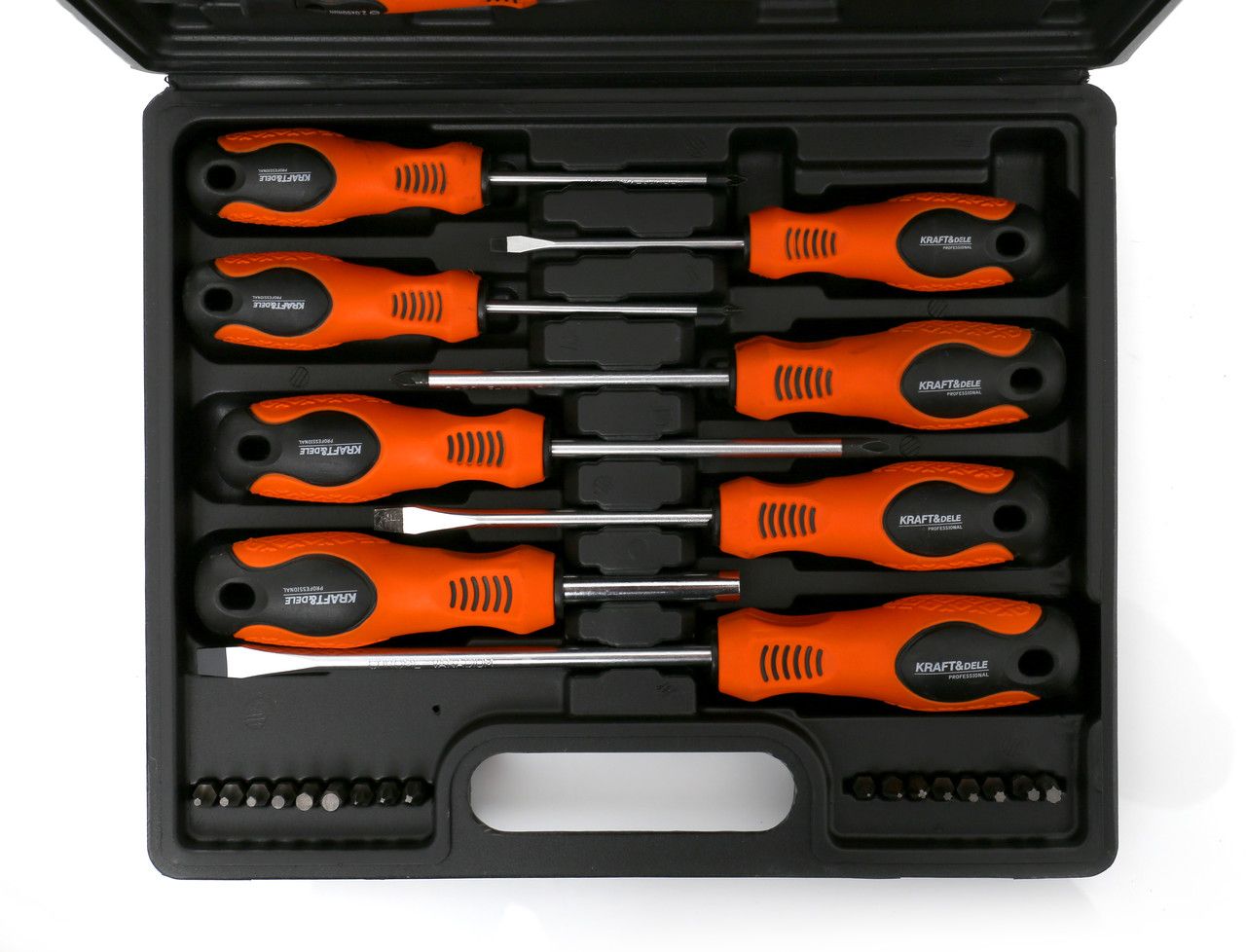 Kruvikeerajate ja otsikute komplekt 32 osa KD10902