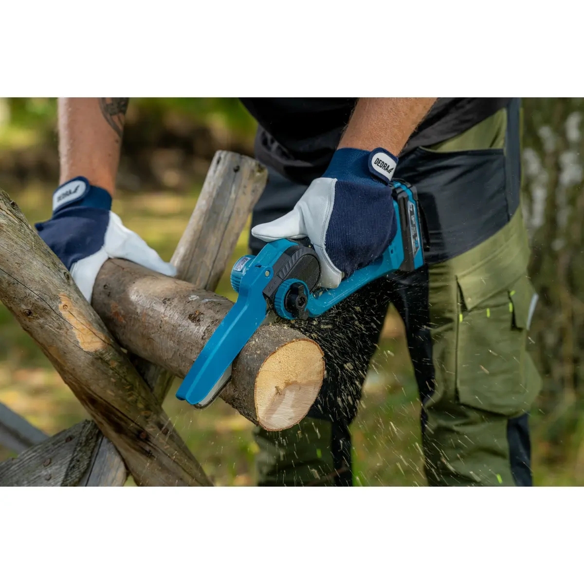 Mini mootorsaag 6″ käepide D 18V