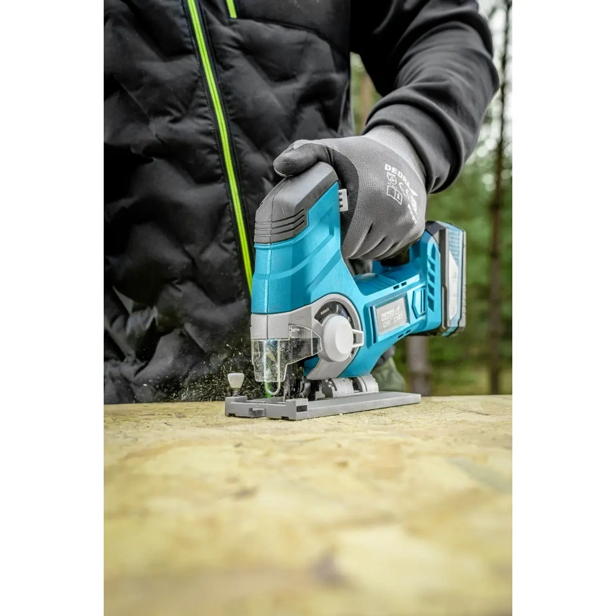 18V puusaag