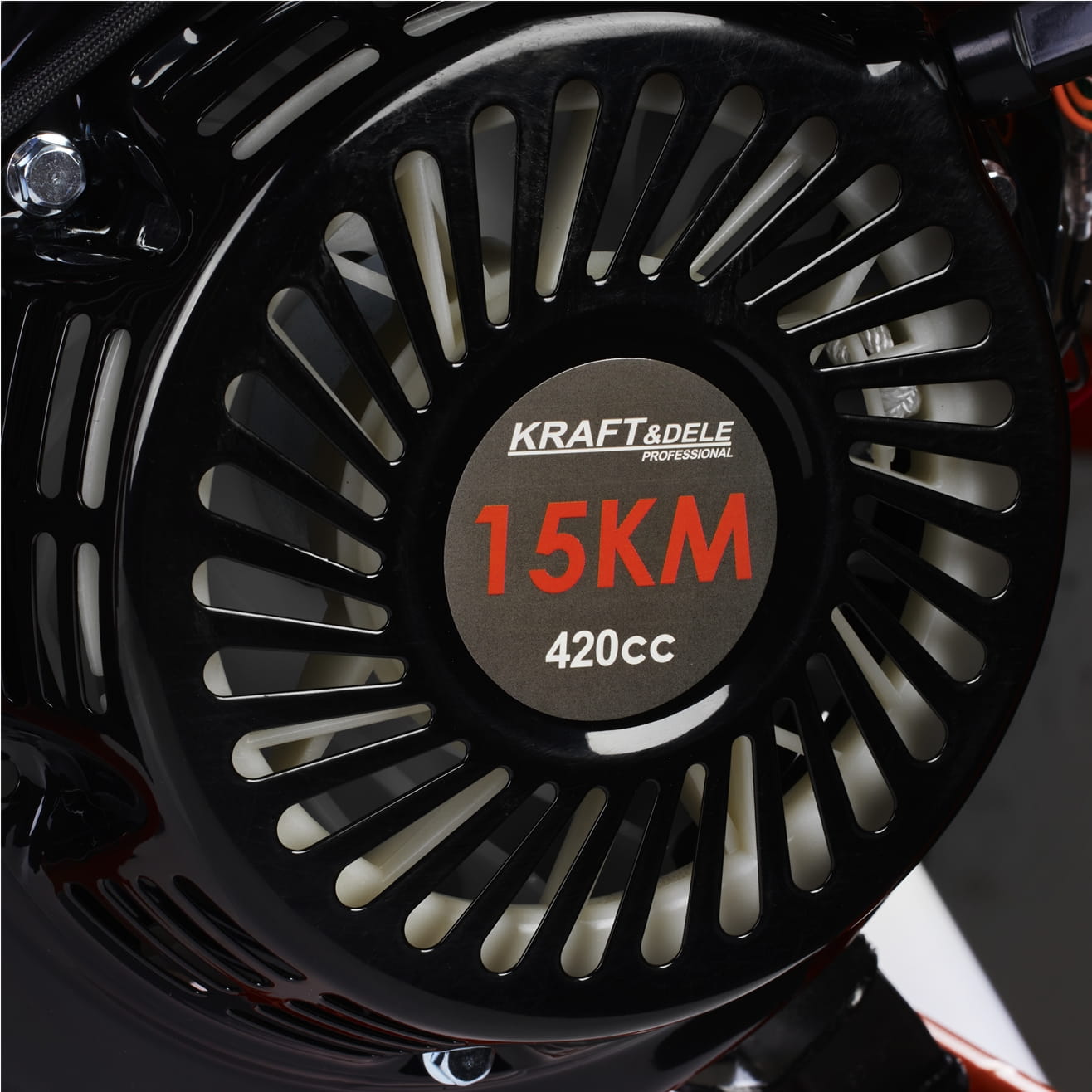 Generaator 230V / 400V 7500W KD147