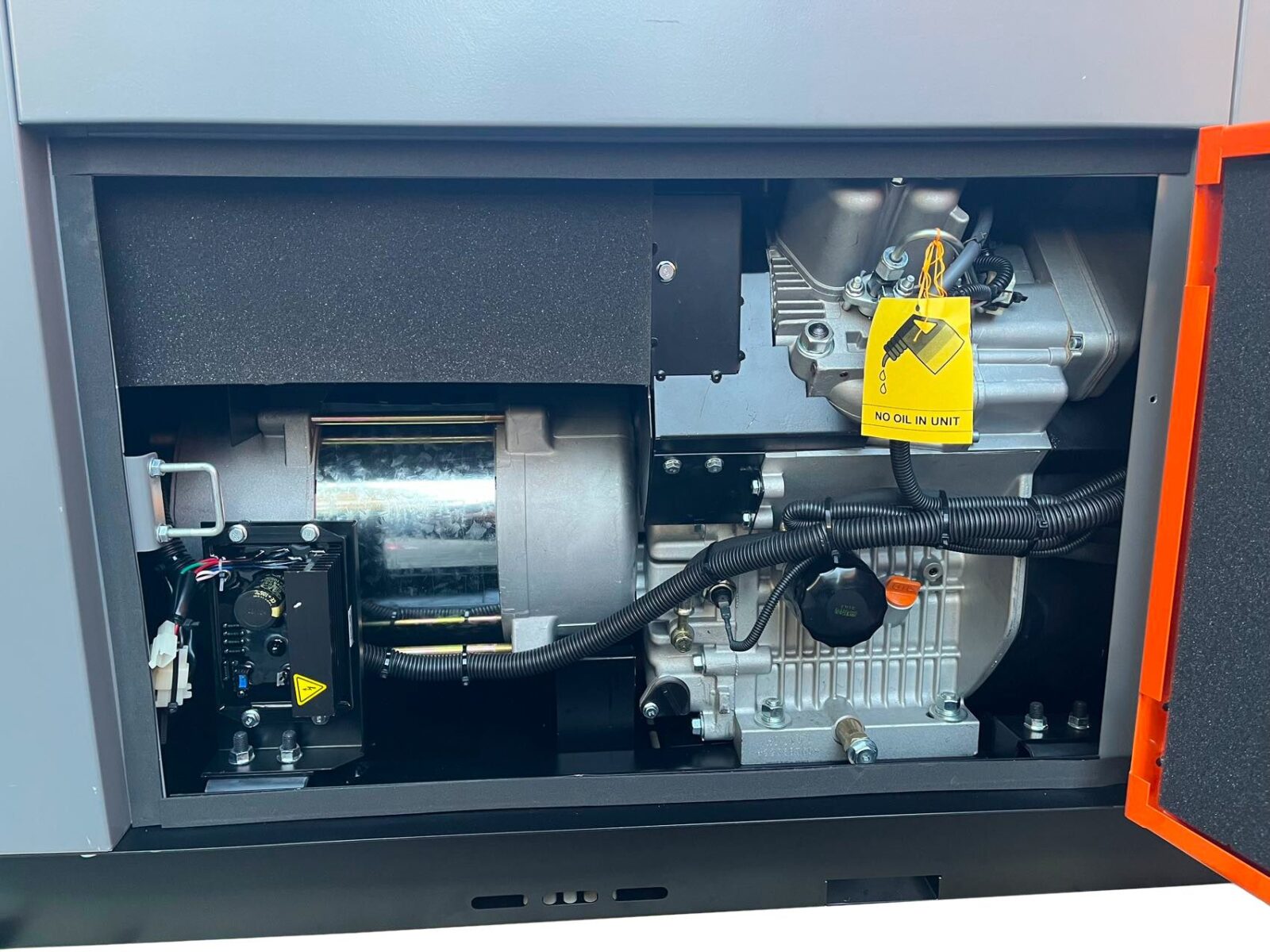Ühefaasiline DIISELELGENERAATOR 14/15,5kW KD198