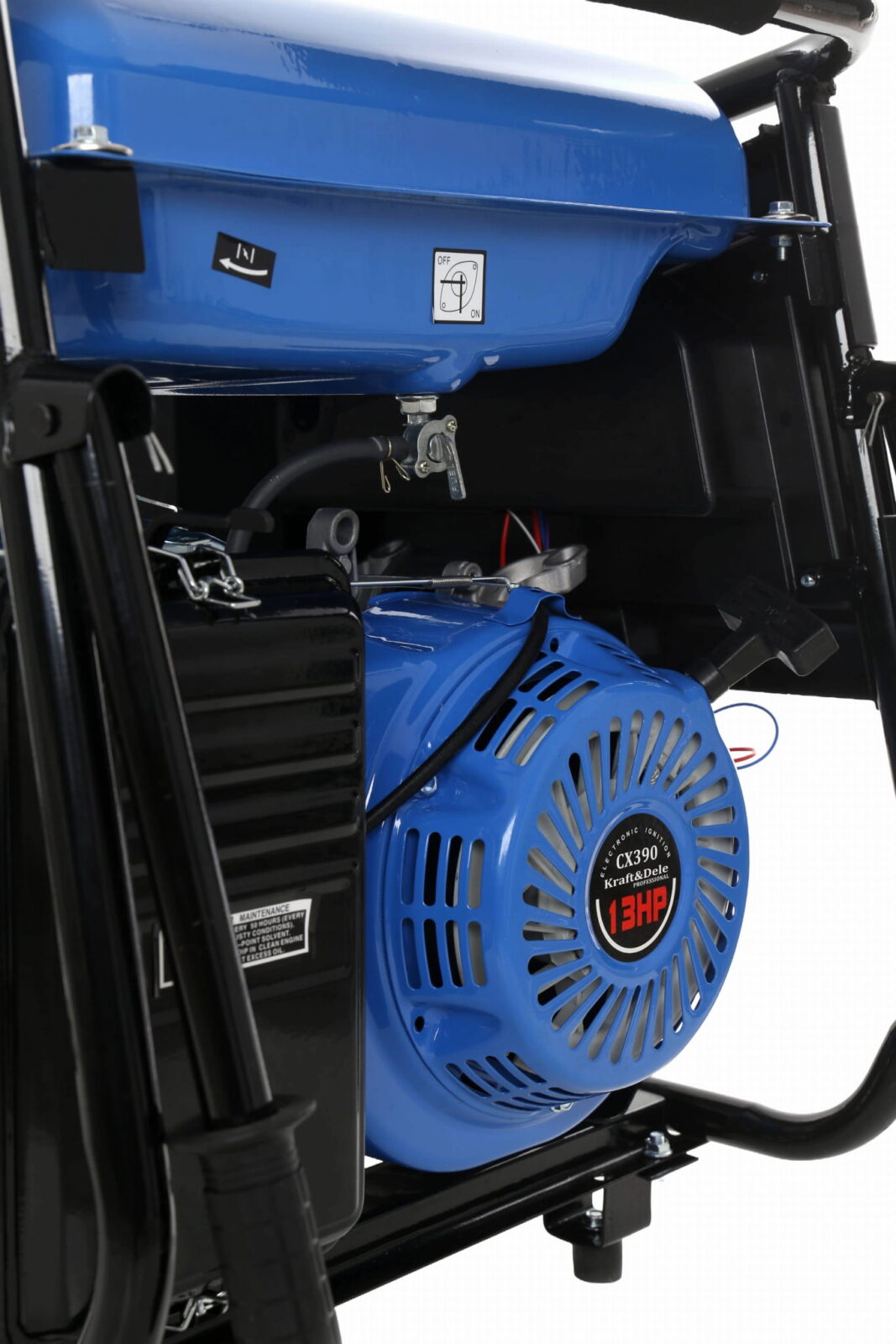 Ühefaasiline generaator 5000W 12/230V KD145