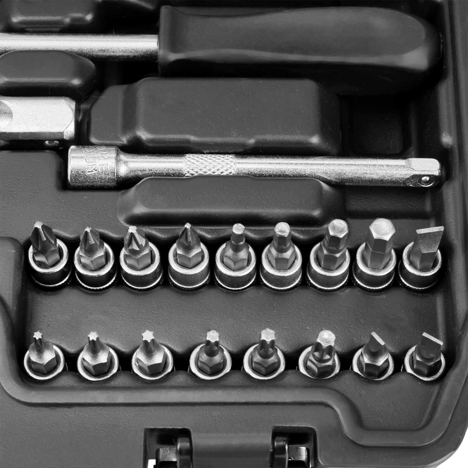 Võtmekomplekt 82 tk KD10832